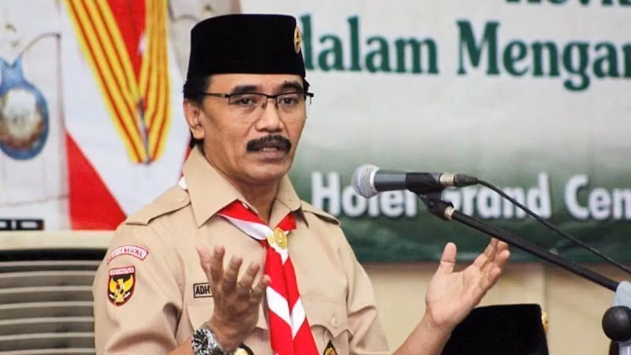 Pak Adhyaksa Dault kemana? tanya kenapa?